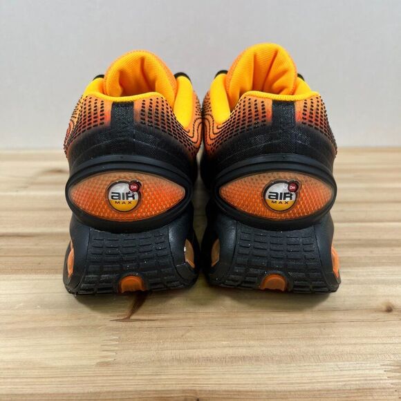 Nike Air Max Dn SE Running Shoes Mens 12 Laser Orange Black Comet Red NIB - Picture 4 of 10